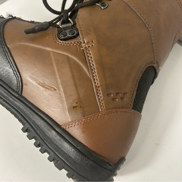 Men\'s Brown and Black Snow Boots